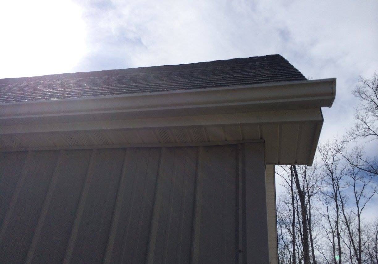 Gutter cleaning and brightening in St. Louis